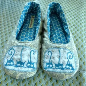 Chaussons femme "3 petits chats" ton bleu