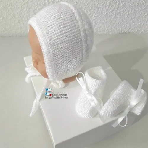 Duo 3 mois bonnet ou béguin bebe et chaussons, lait calinou tricoté main, tricot bb sur commande