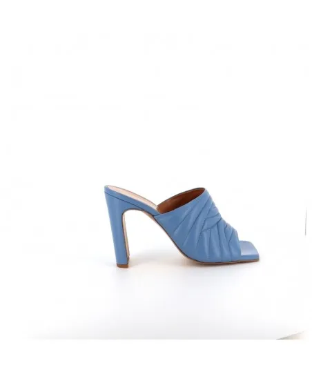 Mule Crystal bout carré ouvert en cuir lisse bleu jeans matelassé