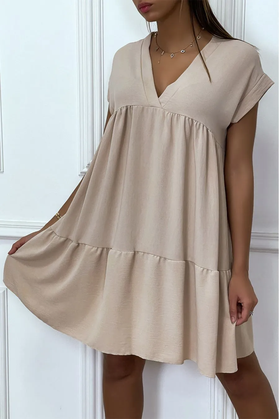 Robe tunique beige col V fluide à volant