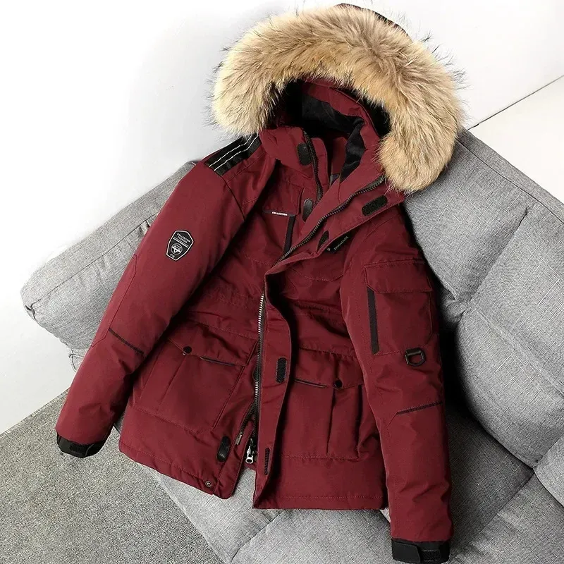 Veste d'hiver parka pour hommes avec capuche en fourrure et plusieurs 