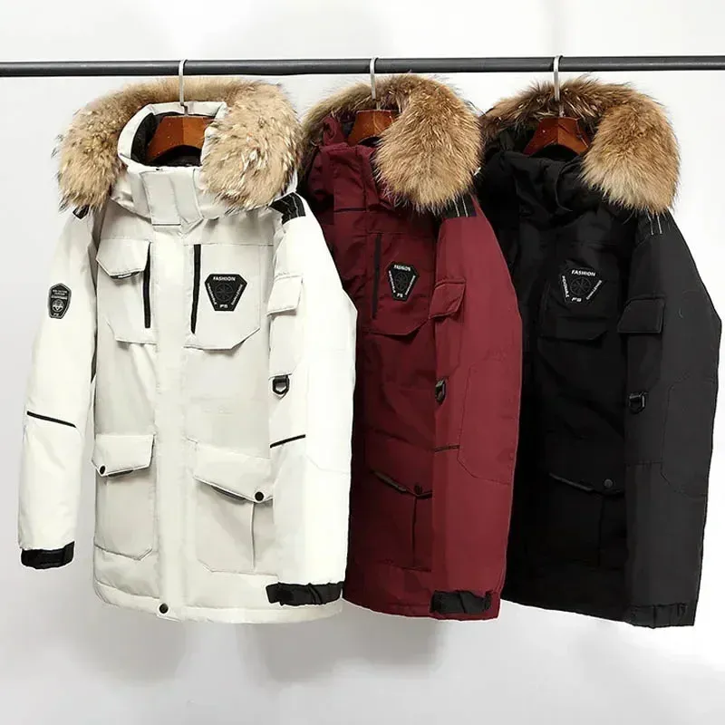 Veste d'hiver parka pour hommes avec capuche en fourrure et plusieurs 